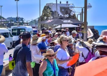 El crucero Ruby Princess llega a Mazatlán con más de 2 mil pasajeros