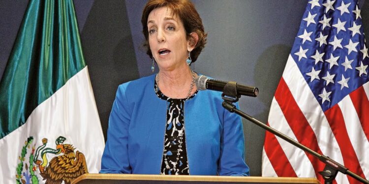 Exembajadora Roberta Jacobson responde si EU conocía doble vida de García Luna; “todos sabemos que sí fue corrupto”, señala