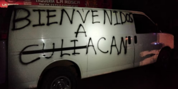 Identifican a dos de los cuerpos abandonados en una camioneta en Culiacán, Sinaloa; eran padre e hijo