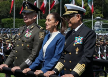 “Nunca emitiré una orden que vulnere los derechos del Pueblo”, dice Sheinbaum en Salutación de las Fuerzas Armadas