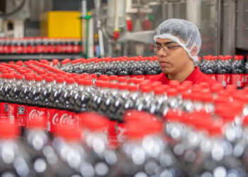 ¡Con las cocas no! Aplica Coca-Cola segundo aumento de precios a productos en 2024; está por debajo de la inflación dice Femsa
