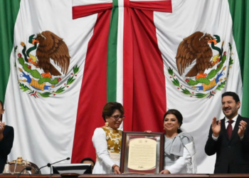 Clara Brugada protesta como jefa de Gobierno de CDMX