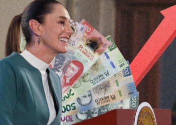 Cuánto ganaría un mexicano al mes con el aumento al salario mínimo del 12% propuesto por Claudia Sheinbaum