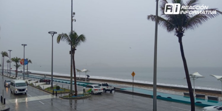 Disminuye la probabilidad de lluvia y se mantiene el pronóstico de condiciones nubladas en Mazatlán