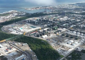 Sheinbaum detalla que la refinería Dos Bocas funciona al 80%