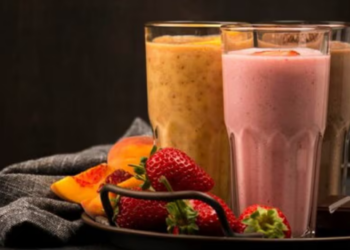 ¿Cuál es la mejor combinación de frutas para un batido con colágeno?