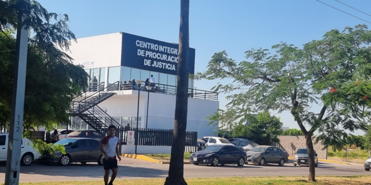 Hombre es secuestrado frente a su madre en Culiacán