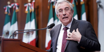 Sheinbaum dice que corresponde a FGR decidir si investiga al gobernador Rubén Rocha