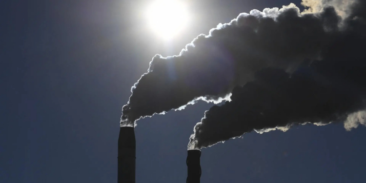 El planeta “pende de la cuerda floja” climática ante el aumento imparable de emisiones