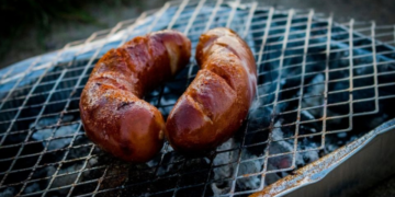 ¿Salchichas con “aditivos cancerígenos”? Poder del Consumidor alerta por esta marca con alto grado de sodio