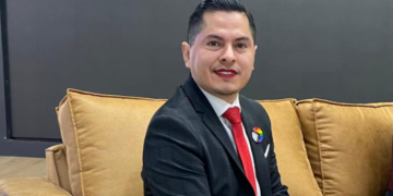 A casi un año de la muerte de le Magistrade Ociel Baena, proponen Día Contra la Violencia a Personas No Binarias