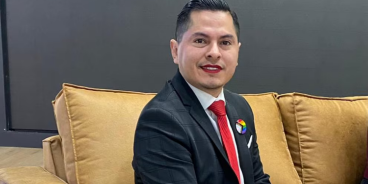 A casi un año de la muerte de le Magistrade Ociel Baena, proponen Día Contra la Violencia a Personas No Binarias