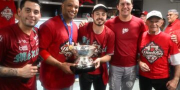 Santiago Harp es elegido Ejecutivo del Año 2024 en la Liga Mexicana de Beisbol