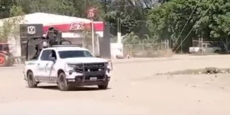 Fuerzas armadas realizan operativos por tierra y aire en el centro del Estado de Sinaloa