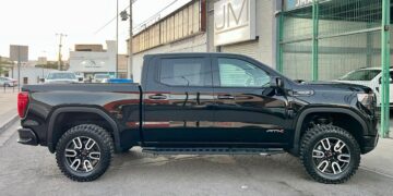 Despojan camioneta GMC Sierra 2024 en la autopista Benito Juárez, Culiacán