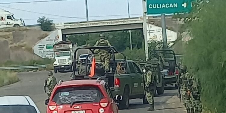 Reportan enfrentamiento a balazos en Las Puentes de Villa Juárez en Navolato