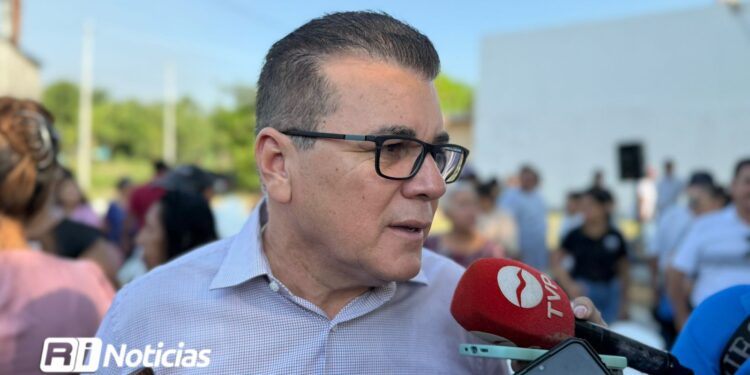 “Rocha Moya debe seguir al frente”, dice Edgar González tras 46 días de violencia en Sinaloa