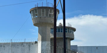 “Levantón” de dos personas en las afueras del penal de Mazatlán