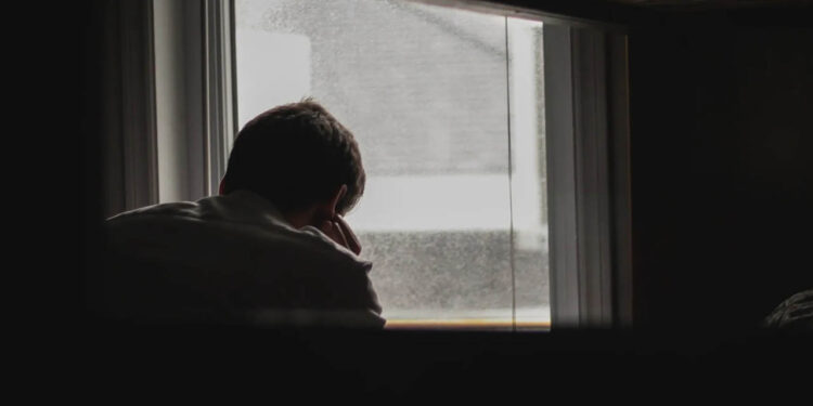 Los lunes y Año Nuevo presentan un mayor riesgo de suicidio, según datos de 26 países