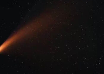 “Cometa del siglo” será visible este sábado; no regresará en 80 mil años