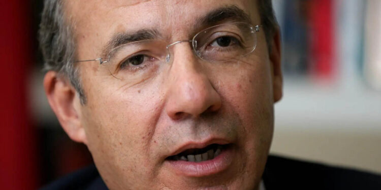 “Conocí una de las vidas de Genaro”, sostiene Felipe Calderón y defiende combate al narcotráfico