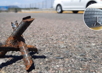 Arrojan “ponchallantas” en Rincón del Valle y provocan carambola vehicular