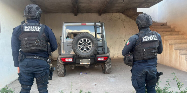 Recuperan agentes del Grupo Élite de la Policía Estatal vehículo robado a ciudadano