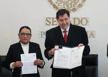 Rosa Icela entrega al Senado iniciativas presidenciales para elección de juzgadores