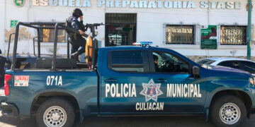 Casi 100 policías en Culiacán rechazan realizar examen de control y confianza