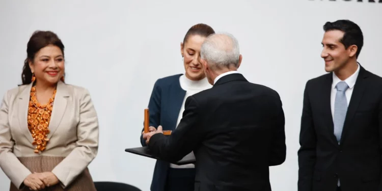 Rommel Pacheco asegura que “ya no habrá conflictos”, pero pide a deportistas renunciar a pagos