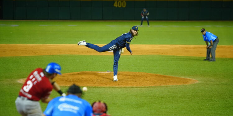 Venados de Mazatlán vuelve a caer ante Charros de Jalisco en una noche complicada en casa