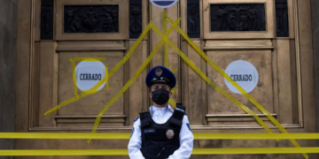 Diputados del PAN convocan a manifestación frente a la SCJN este martes