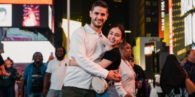 Adrián Marcelo y su esposa, Karina Puente, esperan a su primer bebé, aseguran