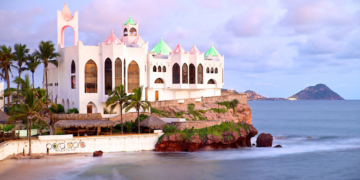 Sábado con nubes y claros la mayor parte del día se pronostica en Mazatlán; La temperatura máxima desciende un grado