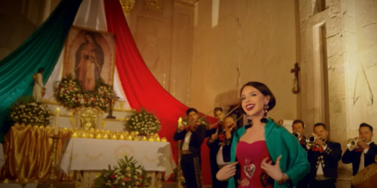 Explotan contra Ángela Aguilar tras rumores de que cantará ‘Las Mañanitas’ a la Virgen de Guadalupe: “Con eso no se juega”