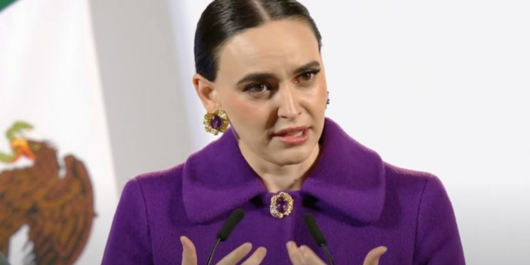 Altagracia Gómez presenta al Consejo Asesor de Desarrollo Económico Regional