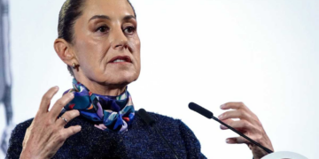 “Universidades deben tener más austeridad”; Sheinbaum: ha crecido mucho su burocracia