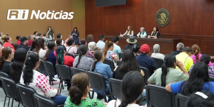 Atienden diputados a personas que requieren una vivienda
