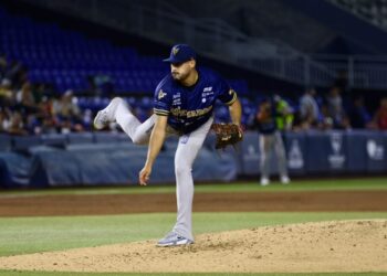 Venados de Mazatlán descarga fuerte ofensiva en respaldo a un efectivo Raúl Carillo para ligar victorias