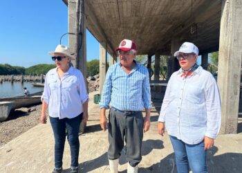 Avanza Proyecto de Desazolve en El Rosario y Escuinapa