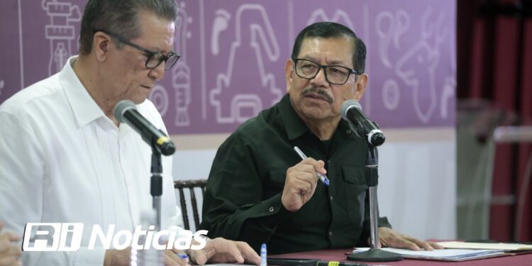 Mil 500 plantas de mariguana y armas fueron aseguradas en un invernadero en Navolato: SSP