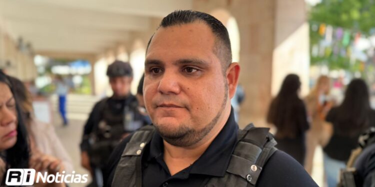 Ya se sabe quién dio la orden de cerrar puerta del Ayuntamiento a desplazados; SSPM no da detalles porque siguen investigando