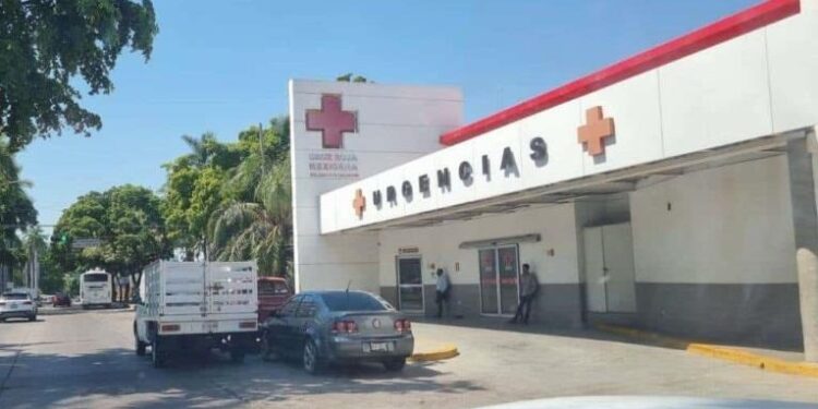 Mujer y hombre resultan herida de bala en par de asaltos ocurridos en Culiacán
