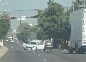 Un hombre sin vida deja enfrentamiento entre civiles armados y Ejército en Alturas del Sur en Culiacán