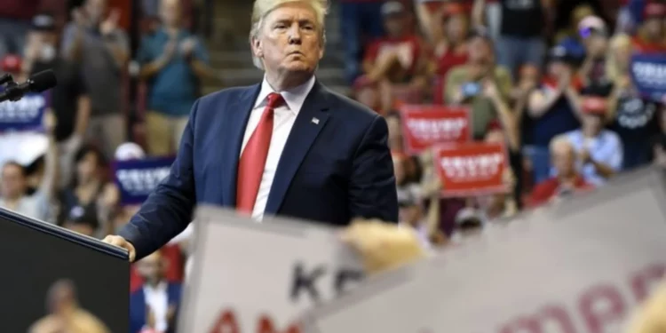 Líder japonés afirma que alianza con EU es clave para estabilidad, busca reunirse con Trump