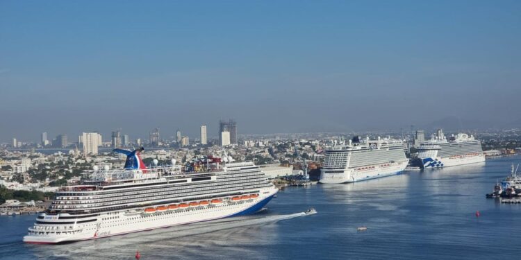 Mazatlán espera 20 cruceros en diciembre para cerrar el 2024