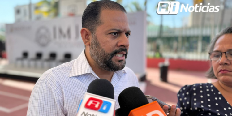 Gobierno de Mazatlán buscará diálogo con transportistas por un mejor funcionamiento del Carril Preferencial