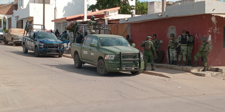 Tras operativo rescatan a dos mujeres y un hombre privados de la libertad en Culiacán