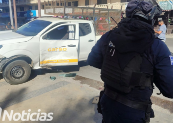 Motociclista choca contra camioneta en la zona dorada en Mazatlán