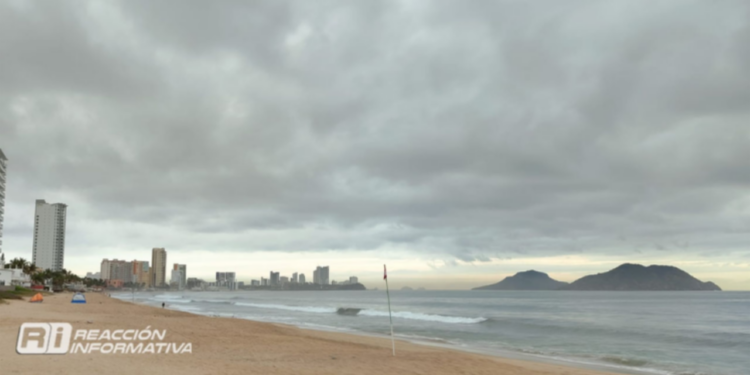 Fin de semana mayormente nublado se pronostica en Mazatlán